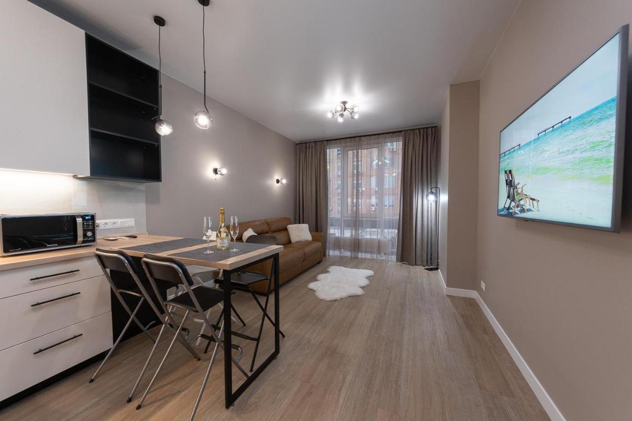 New Modern Apartments. Metro Minskaya Kiew Exterior foto