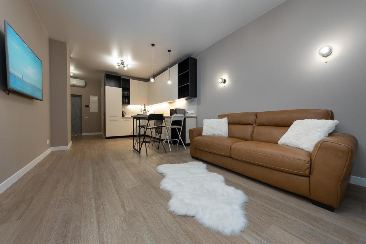 New Modern Apartments. Metro Minskaya Kiew Exterior foto